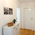 New-york Appartment, 2 Zimmer, Zentral Naehe Bahnhof Wilhelmshoehe